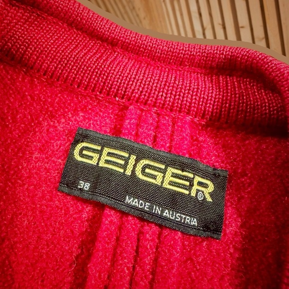 Geiger Made in Austria 100% Boiled Wool Braided Trim Lady Jacket in Cardinal Red - Picture 2 of 16